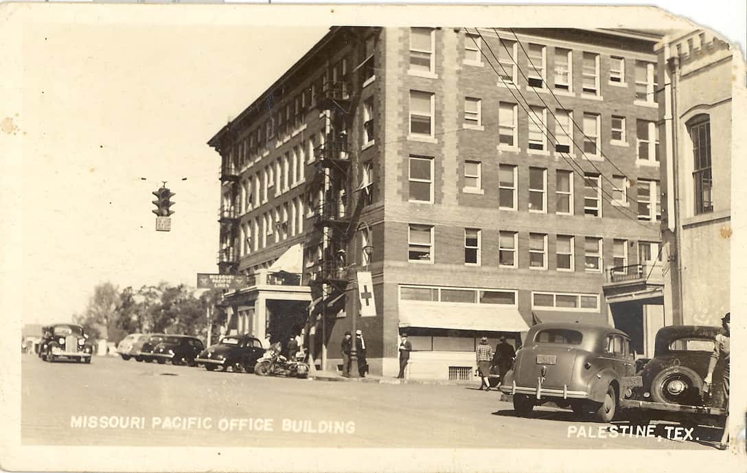 hotel palestine texas