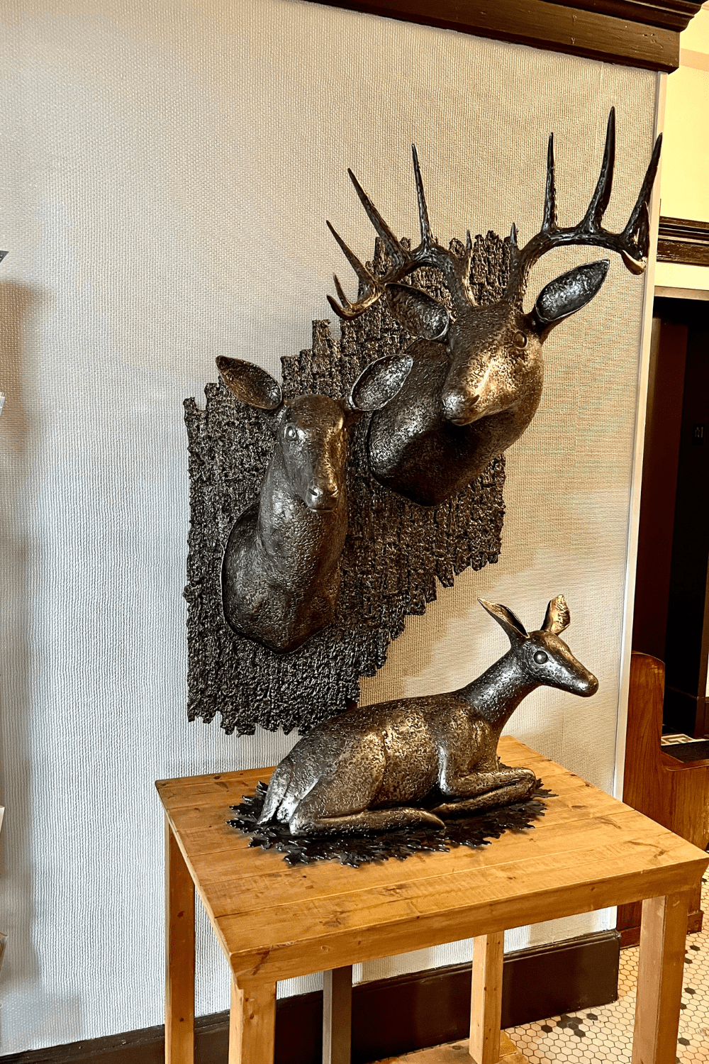 The Redlands hotel decor