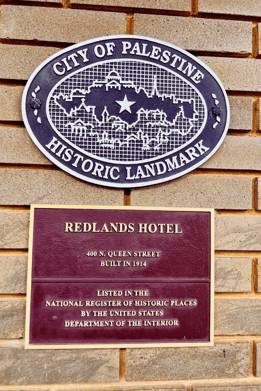 The reddliands hotel in palestine texas