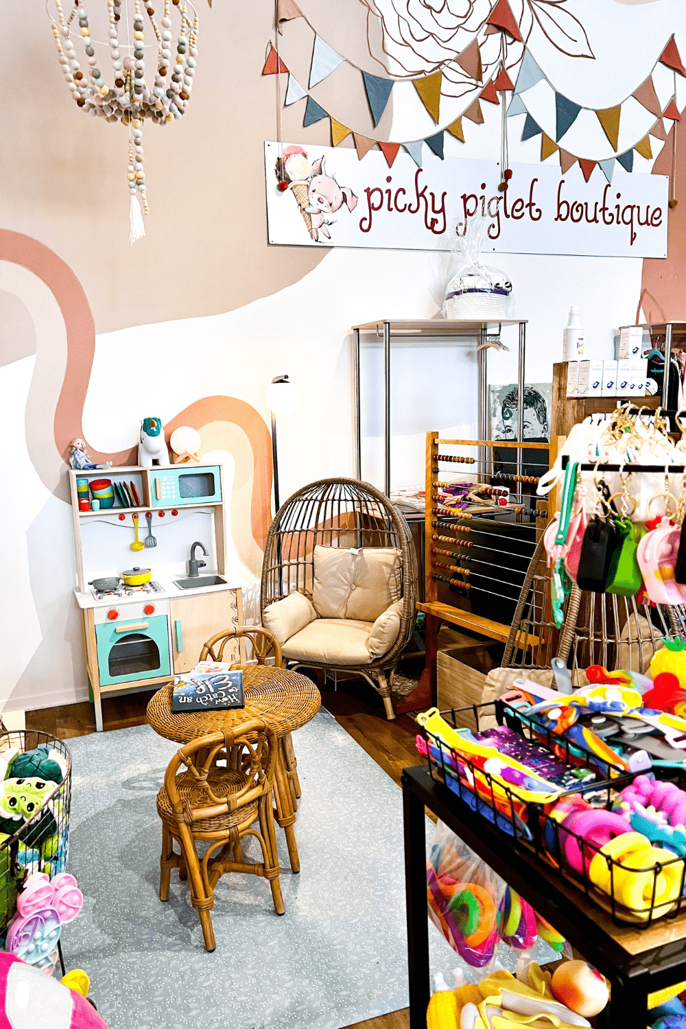 Picky Piglet Boutique What to do in Paris Tx