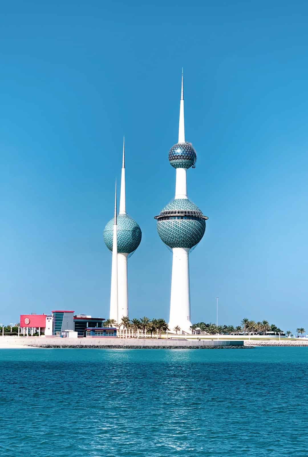 Photo by Masrur Rahman CN Tower near ocean