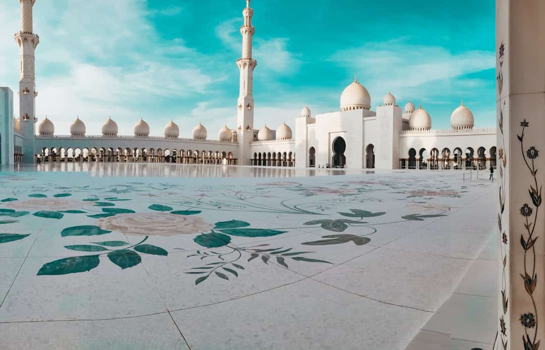 Photo by Mohammed Bukar white dome building